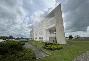 Location bureaux Mâcon - Proche gare SNCF et autoroutes