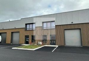 Locaux d'activités à louer Bourgoin-Jallieu - Proximité centre-ville et A43