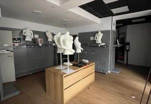 Location boutique climatisée Bourg-en-Bresse - Rue Bichat
