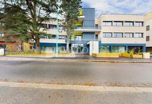 Location bureaux Dardilly - Proche Lyon, bus, autoroute A6 et gare