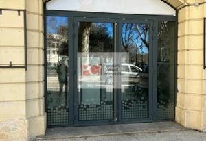 Vente local commercial Nîmes centre-ville - Proche arènes