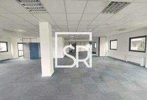 Location bureaux Cournon-d'Auvergne - Proche A71, A89, A75 et gare SNCF