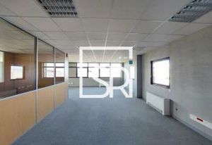 Location bureaux Cournon-d'Auvergne - Proche A71, A89, A75 et gare SNCF