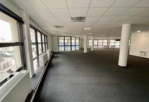 Location bureaux Asnières-sur-Seine, proche gare et parkings en sous-sol
