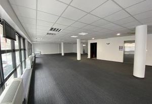 Location bureaux Asnières-sur-Seine, proche gare et parkings en sous-sol