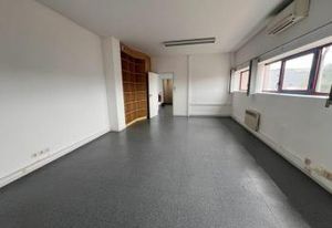 Location bureaux Saint-Avertin - Proche A10 et gare TGV