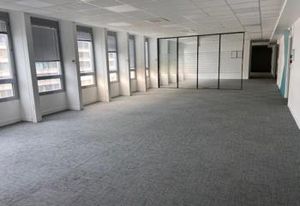 Location bureaux Boulogne-Billancourt - Proche transports en commun