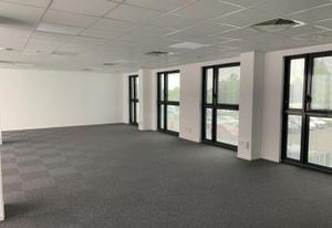 Location bureaux Tours Nord - Proche D910, A10 et bus ligne 17