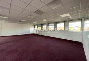 Location bureaux Bron - Proche A43, Tramway T2 et Bus