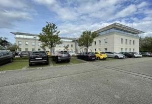 Location bureaux Saint-Priest - Proche autoroute A43 et Tramway T2