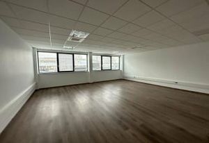 Location bureaux Bischheim - Proche Tram Hoenheim Gare et Autoroute A4
