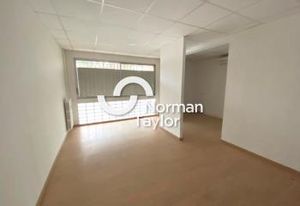 Location bureaux Montpellier - Proche bus, tramway, gare et autoroute
