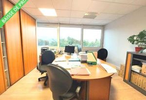 Vente bureaux Clermont-Ferrand - Proche A75, A71, A89 et Tram