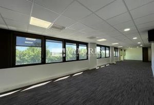 Location bureaux Limonest - Proche A6, RN6 et bus