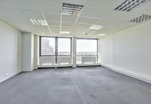 Vente bureaux Saint-Cloud, Pont de Saint-Cloud, proche commerces et restauration