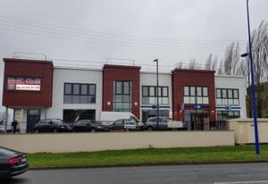 Locaux d'activités à louer Le Plessis-Belleville - Proche Paris et Roissy