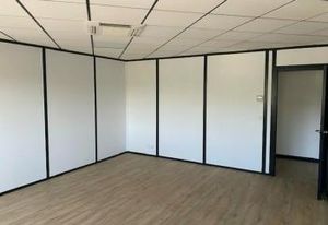 Location bureaux Reims - Proche A34, D944 et bus ligne 6