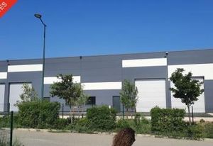 Locaux d'activité à vendre Saint-Laurent-des-Arbres - Proche A9