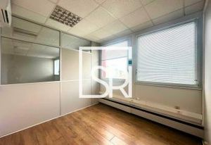 Location bureaux Cournon-d'Auvergne - Proche A75, A71, A89 et gare
