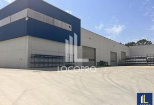 Location entrepôt Le Muy - Sortie A8 - 3488 m²