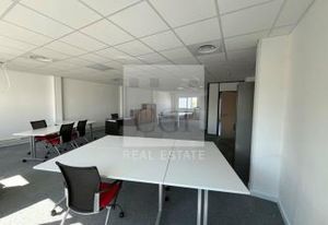 Location bureaux Décines-Charpieu - Proche périphérique Laurent Bonnevay et tram