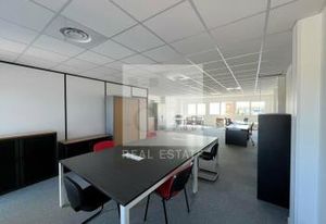 Location bureaux Décines-Charpieu - Proche périphérique Laurent Bonnevay et tram