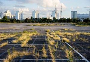 Friche industrielle à vendre Laudun-l'Ardoise - A9 et réseaux régionaux