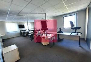 Location bureaux Clermont-Ferrand secteur CHU Estang - Proche transports en commun