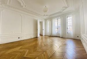 Location bureaux Paris 9 - Proximité Métro Poissonnière