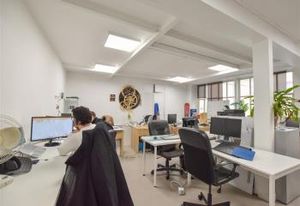 Location bureaux Paris 1, proche M° Châtelet ou Pont Neuf, immeuble haussmannien