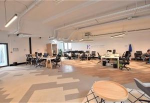 Location bureaux Paris 18, proche métro Porte de la Chapelle, Gare du Nord et campus Condorcet