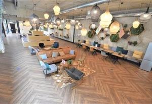 Location bureaux Paris 18, proche métro Porte de la Chapelle, Gare du Nord et campus Condorcet