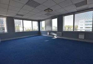Bureaux à vendre à Villepinte, Parc des Expositions, proche des transports