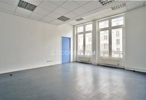 Location bureaux Paris 11, proche métro République, immeuble ancien structure Eiffel