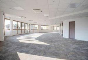 Location bureaux Levallois-Perret, proche métro ligne 3 Pont de Levallois