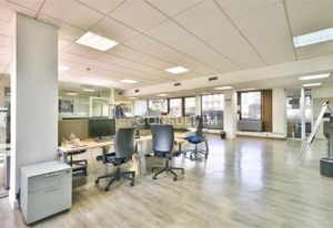 Location bureaux Saint-Cloud, proche des transports et des commodités