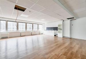Vente bureaux Malakoff, proche Métro Ligne 13, centre-ville, 30 places de parking