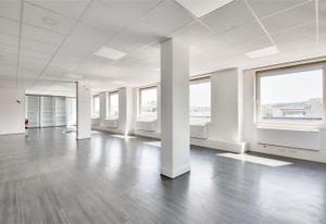 Vente bureaux Suresnes, proche tramway T2 et gare