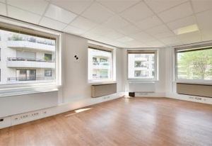 Vente bureaux Suresnes, proche tramway T2 et gare, 51 parkings