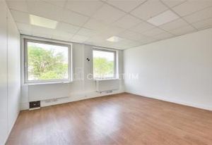 Vente bureaux Suresnes, proche tramway T2 et gare, 51 parkings