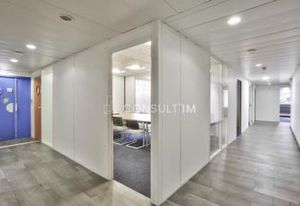Location bureaux Saint-Cloud, proche A13, complexe immobilier