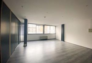 Location bureau Paris 10, rue de Paradis, proche métro et tram