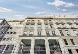 Location bureau Paris 10, rue de Paradis, proche métro et tram