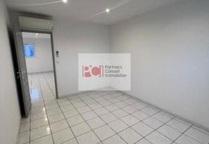 Location bureaux Nîmes - Proche autoroute et centre-ville
