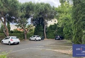 Vente immeuble bureaux Bordeaux Cauderan, proche bus et tram