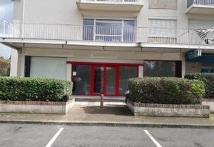 Location local commercial Petit-Couronne - Accès Sud III