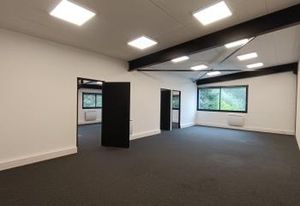 Location bureaux Villeneuve-d'Ascq - Parc de la Plaine, proche autoroutes et transports