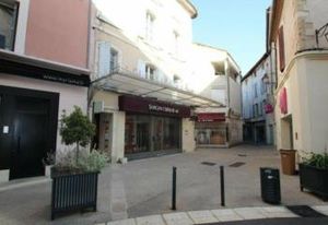Local commercial à louer Cavaillon centre-ville