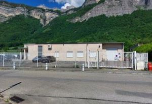 Local d'activité à louer Lumbin - Proche A41 et bus
