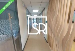 Location bureaux Thiers - Proche A89 et gare SNCF